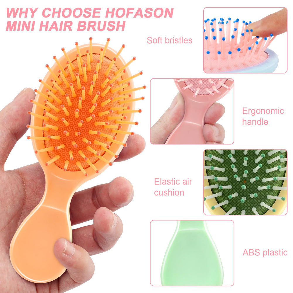Brosse humide mini HOFASON bleu et rose, glisse sans tirer sur tous les types de cheveux.