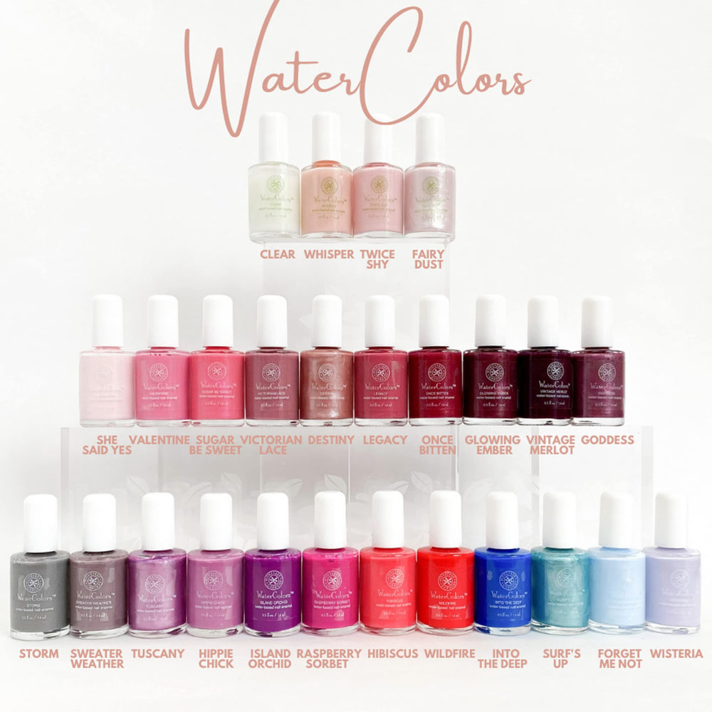 Honeybee Gardens vernis eau basee teintes chair et audacieuses – adaptables à tous styles.