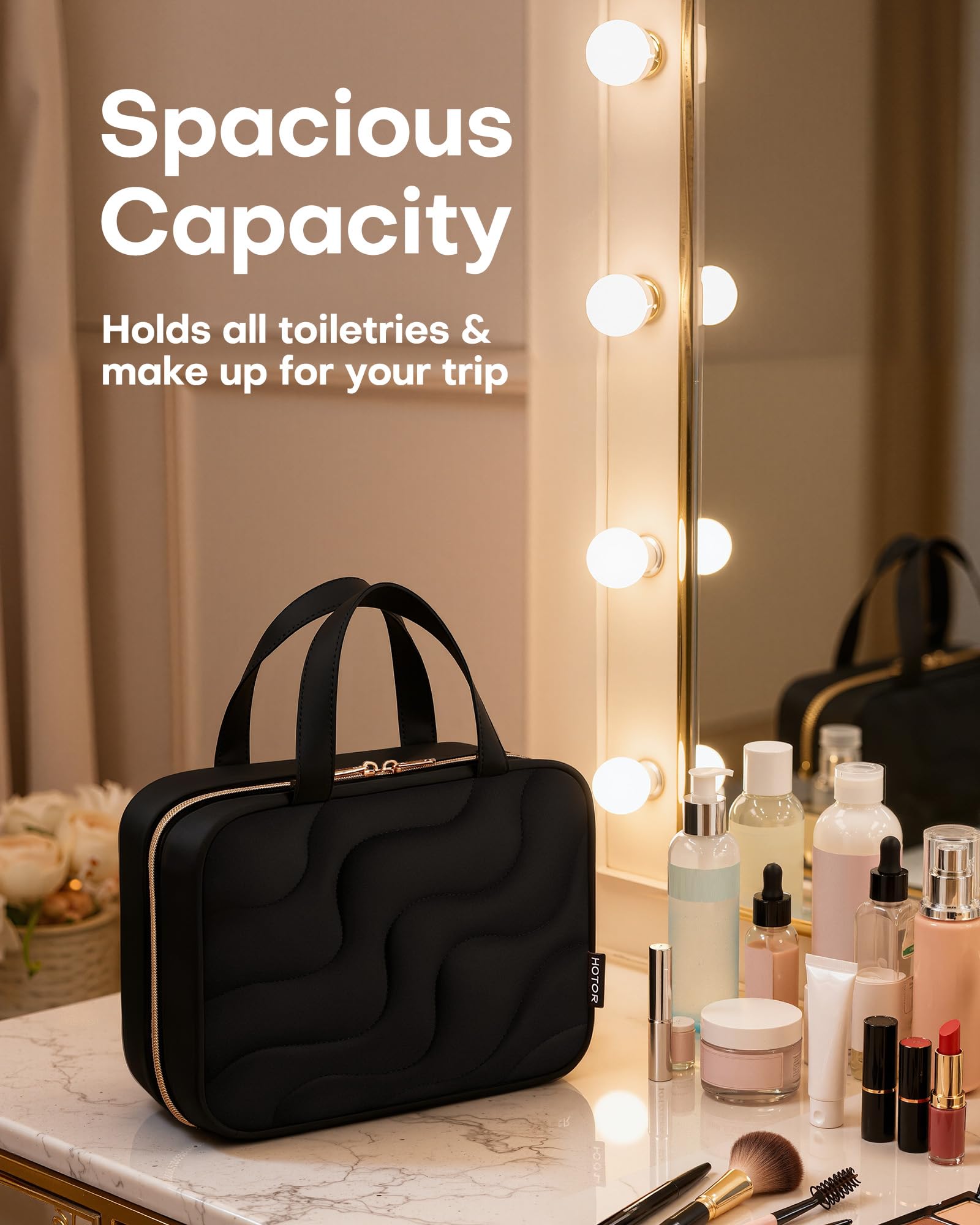 Poches multiples HOTOR pour séparer les essentiels pendant le trajet