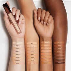 Hourglass Vanish Airbrush Concealer – texture crème légère pour une application fluide et naturelle.