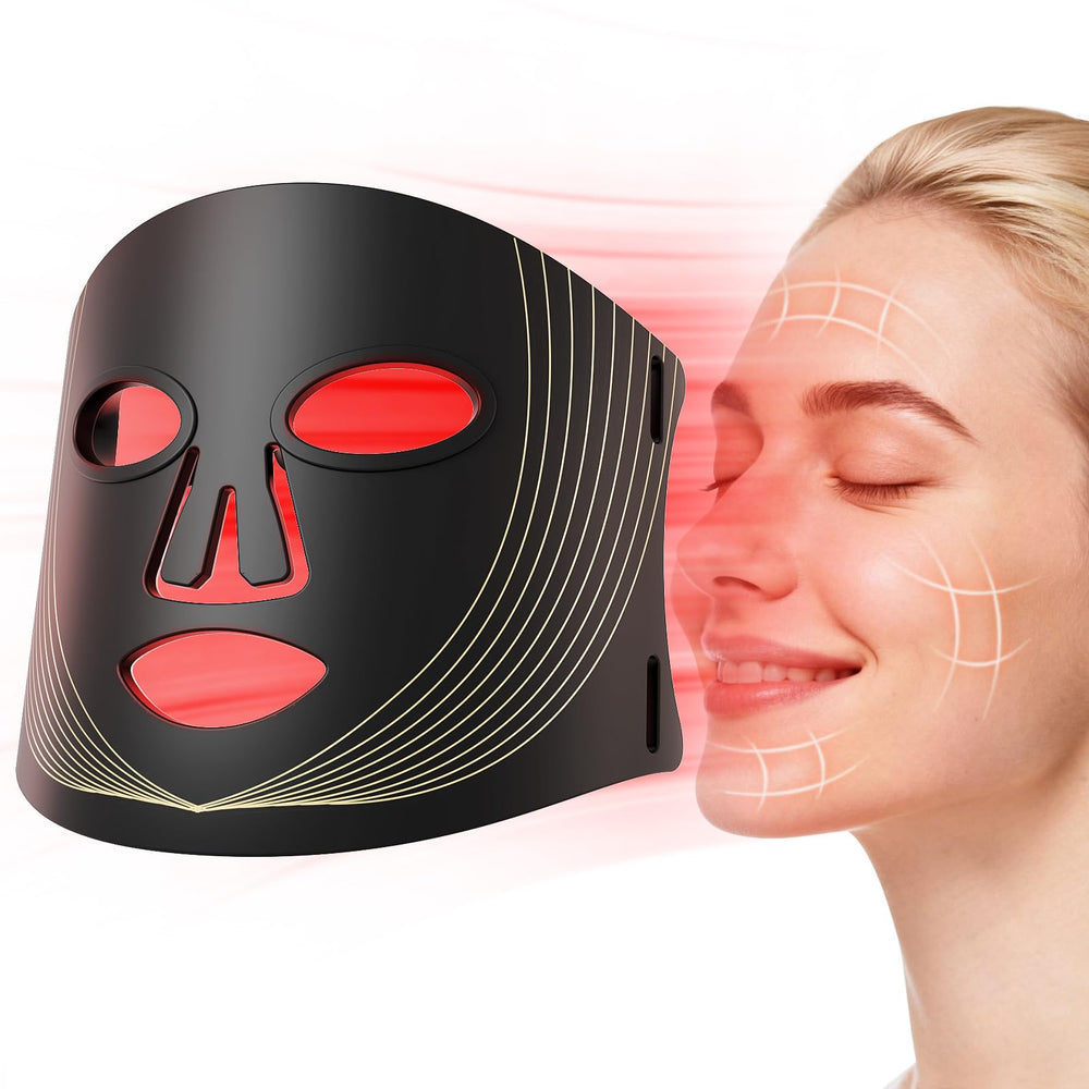 Masque Hsaiiae FM-02 sur le visage pendant une séance lumineuse à domicile.