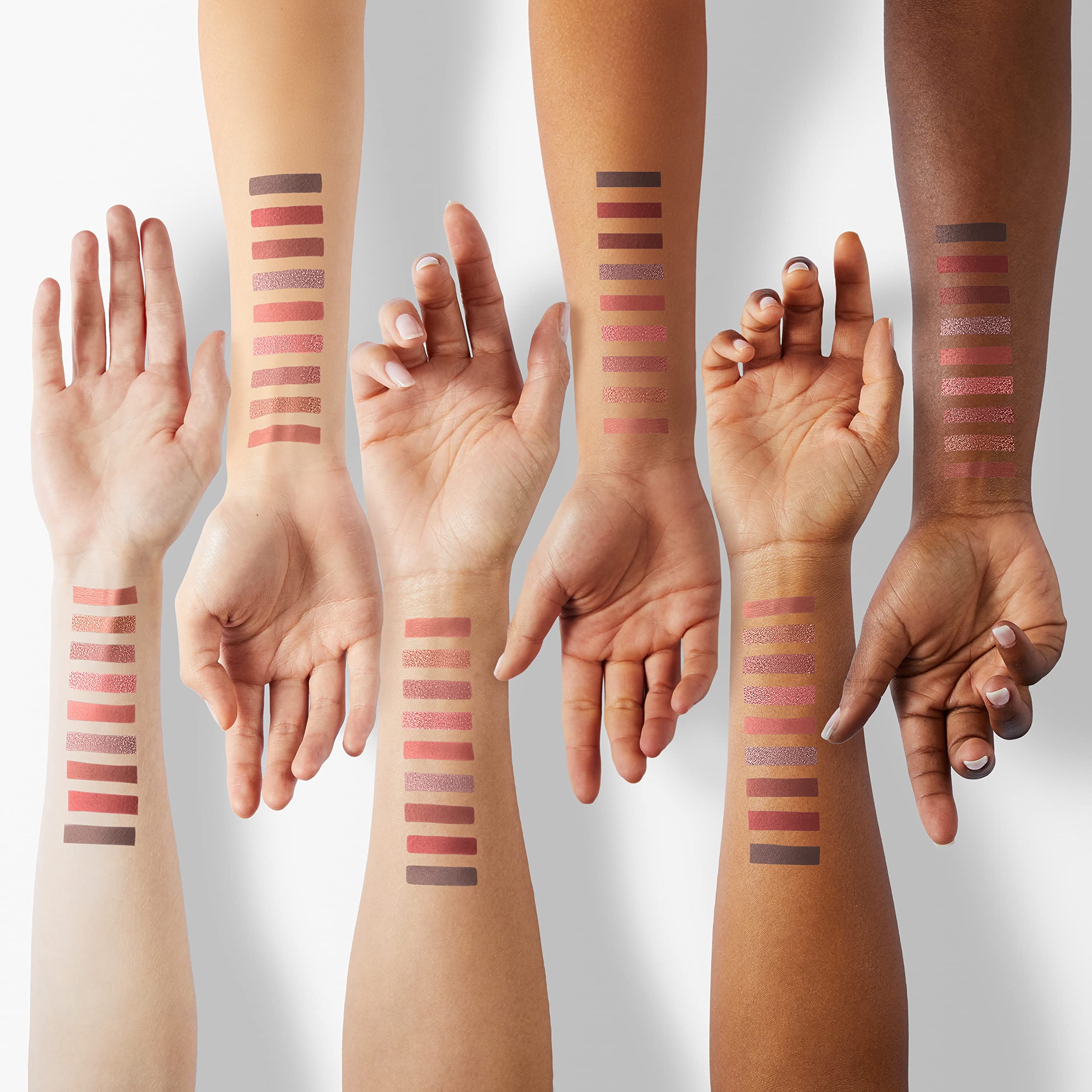 Huda Beauty Ombres Nude dix teintes, offre variété et possibilités de looks.