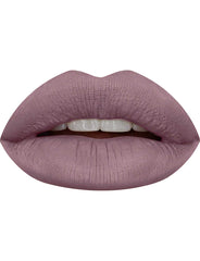 Huda Beauty Muse, tenue longue durée sans transfert pour lèvres impeccables.