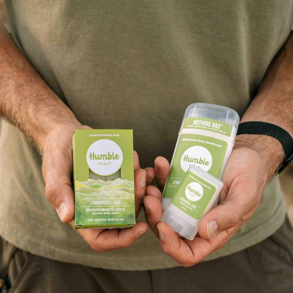 Parfum naturel de citronnelle et sauge sur Humble Original Déodorant.