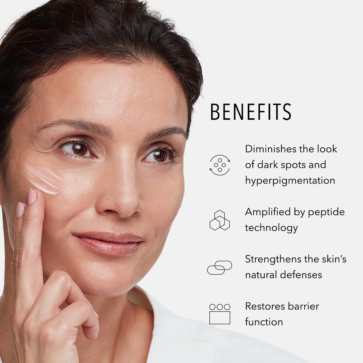 HydroPeptide Face Lift texture veloutée qui pénètre rapidement sans film gras