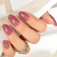 Ongles taro-red iBeautying, fini gel UV brillant pour un look raffiné.