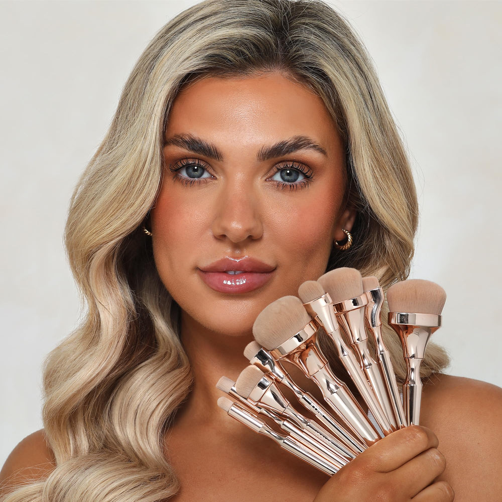 Iconic London HD Blend pinceau concealer pour camoufler avec précision.