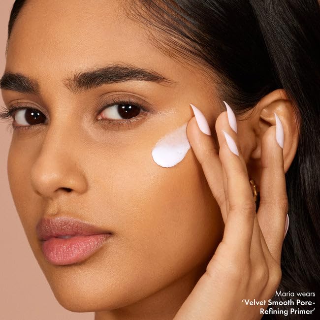 Utilisation pré-maquillage avec le Velvet Smooth Primer