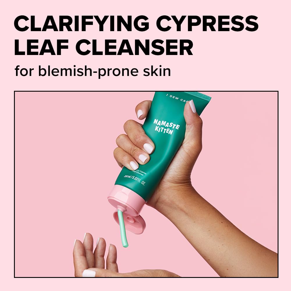 I DEW CARE Nettoyant Visage Acné Namaste Kitten – texture crémeuse apaisante pour peau sensible.
