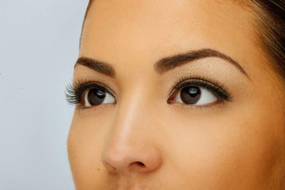 Détails naturels – cils adaptés pour petits yeux en amande