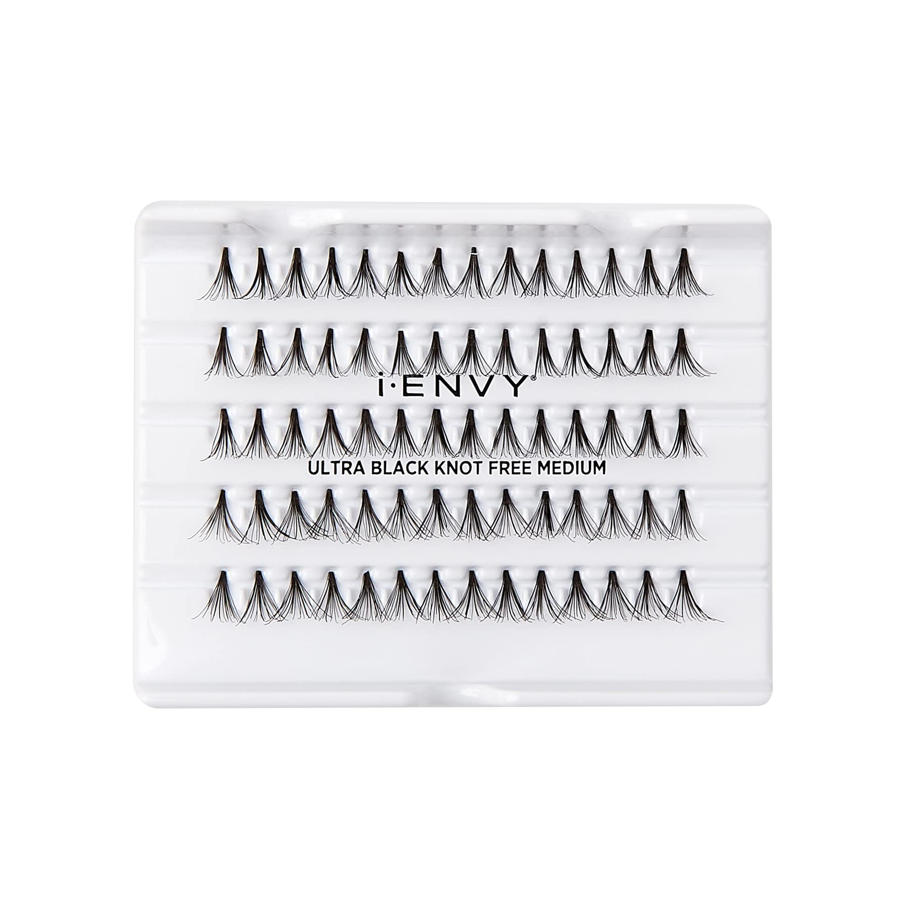iENVY Kiss cils ultra-noir, pose naturelle pour effet discret.