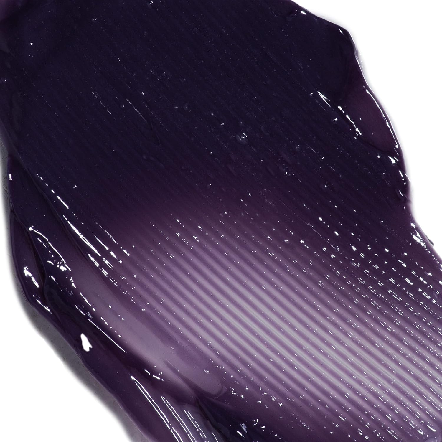 Inclusion de squalane dans le Masque Déposant de Couleur Noir Fumé pour hydrater et adoucir.