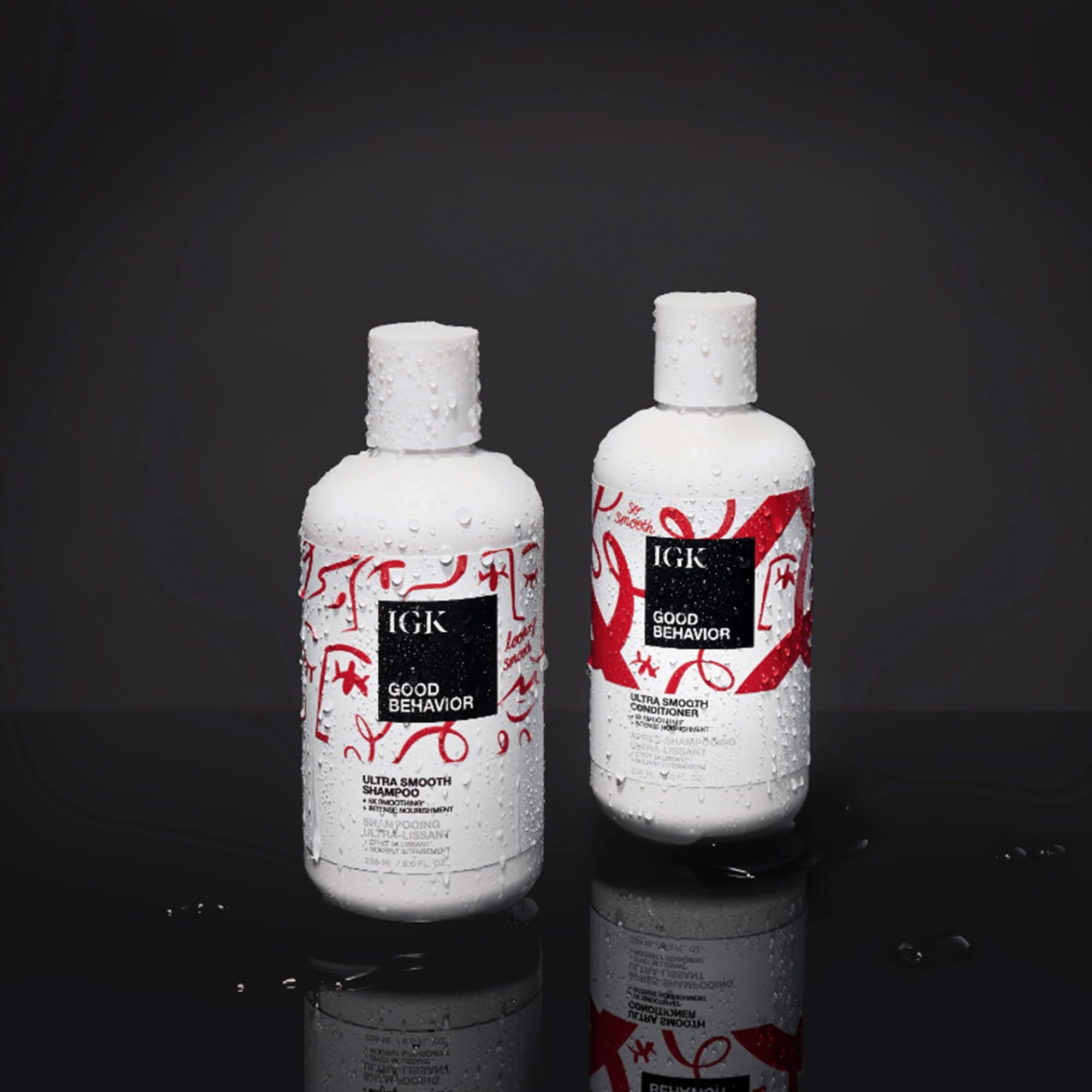 Texture crémeuse IGK GOOD BEHAVIOR pour lissage et hydratation
