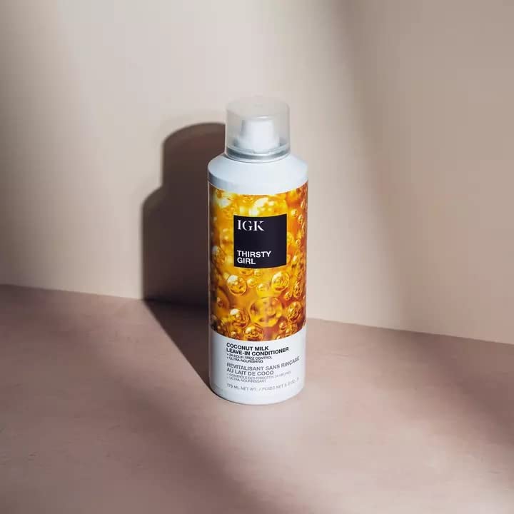 IGK Thirsty Girl Lait Coco, application facile pour cheveux sans frizz