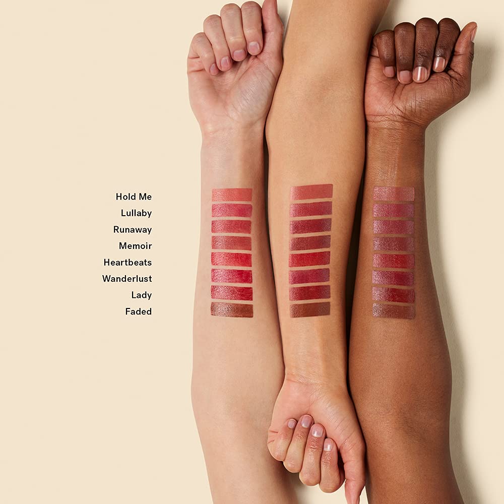 ILIA Balmy Tint Application Douce assure une couvrance modulable.