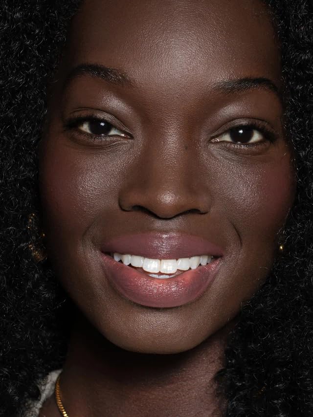 ILIA Balmy Tint Beauté Vegane Sans Cruauté reflète une formule éthique.
