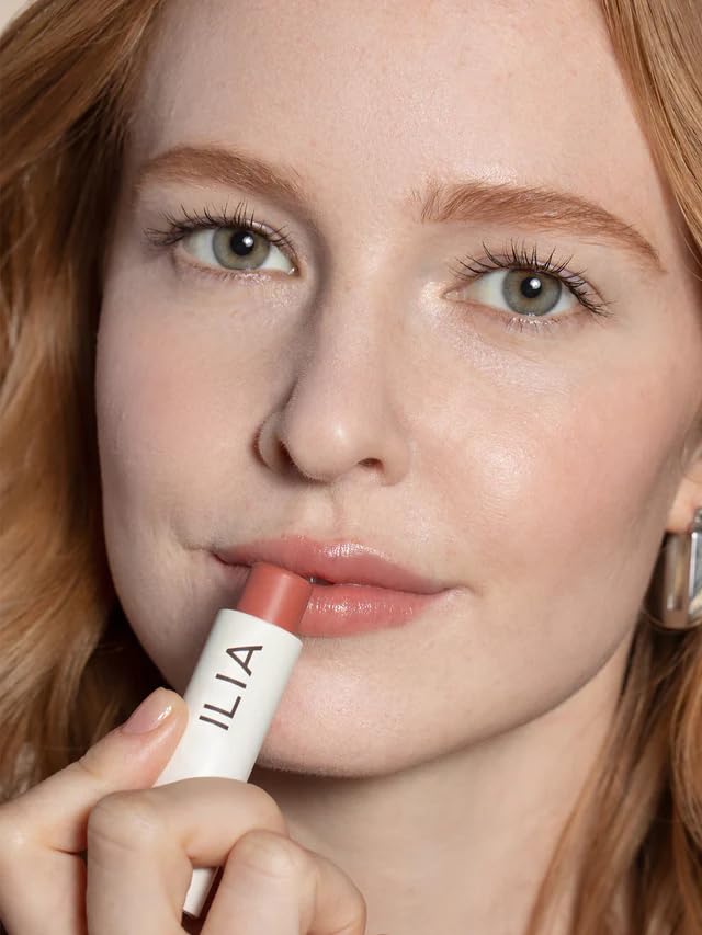 ILIA Balmy Tint Hold Me huile de rose musquée nourrissante.