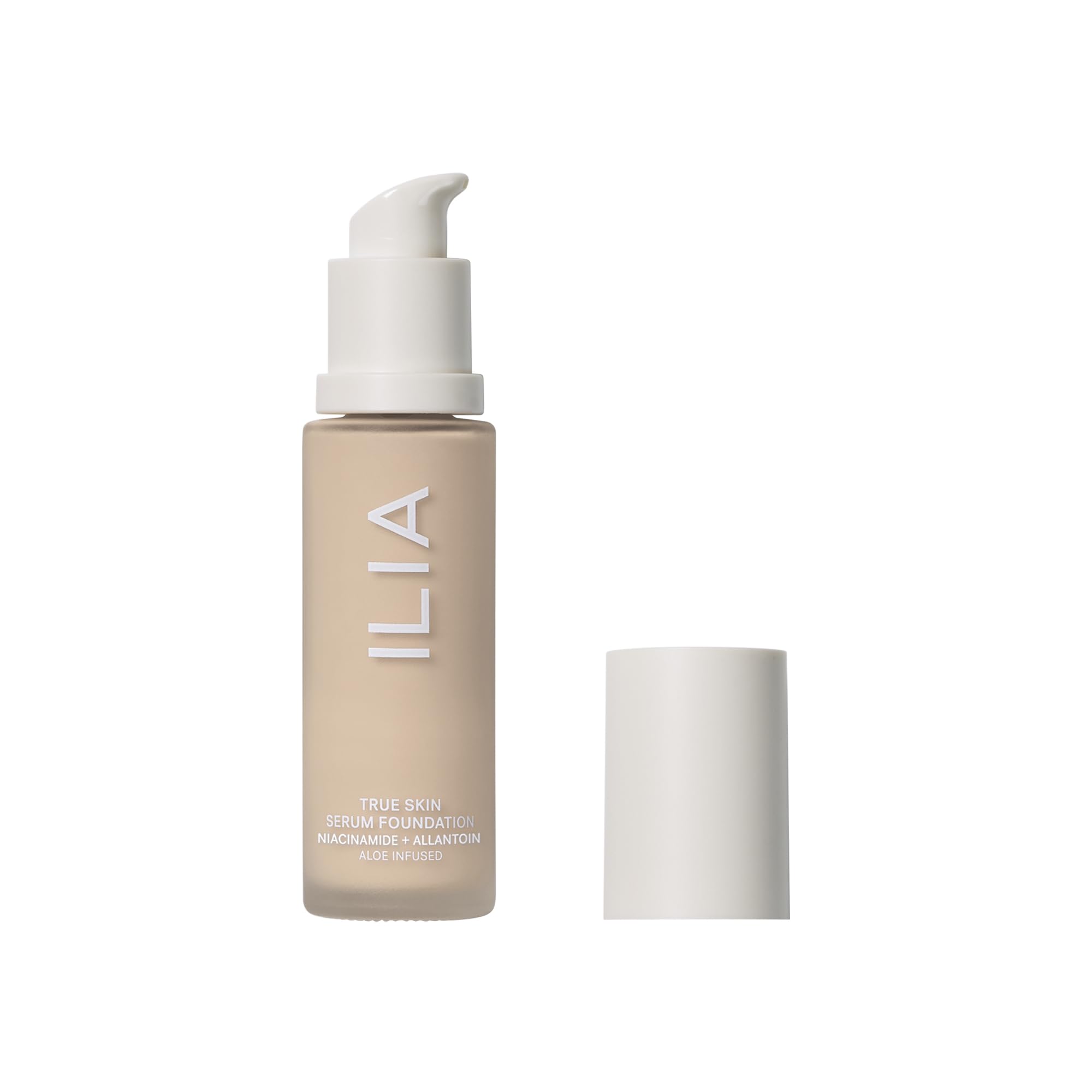 ILIA True Skin Serum Foundation — bouteille élégante et facile à transporter.