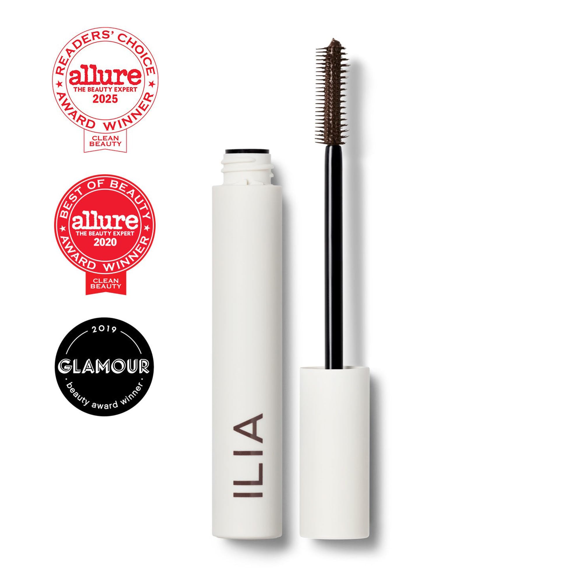 Cils allongés et definis avec la brosse double-face ILIA