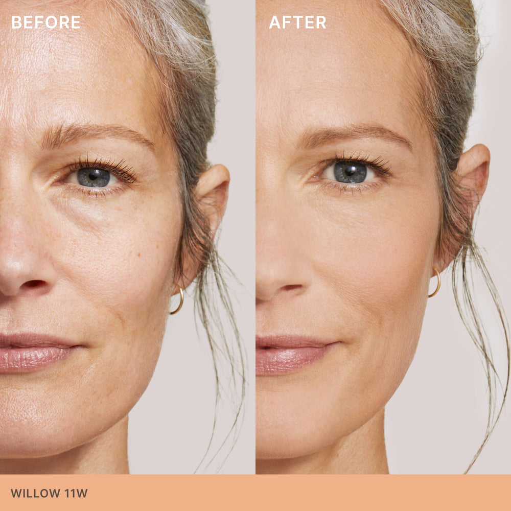 Application fluide du ILIA Skin Rewind sur le visage