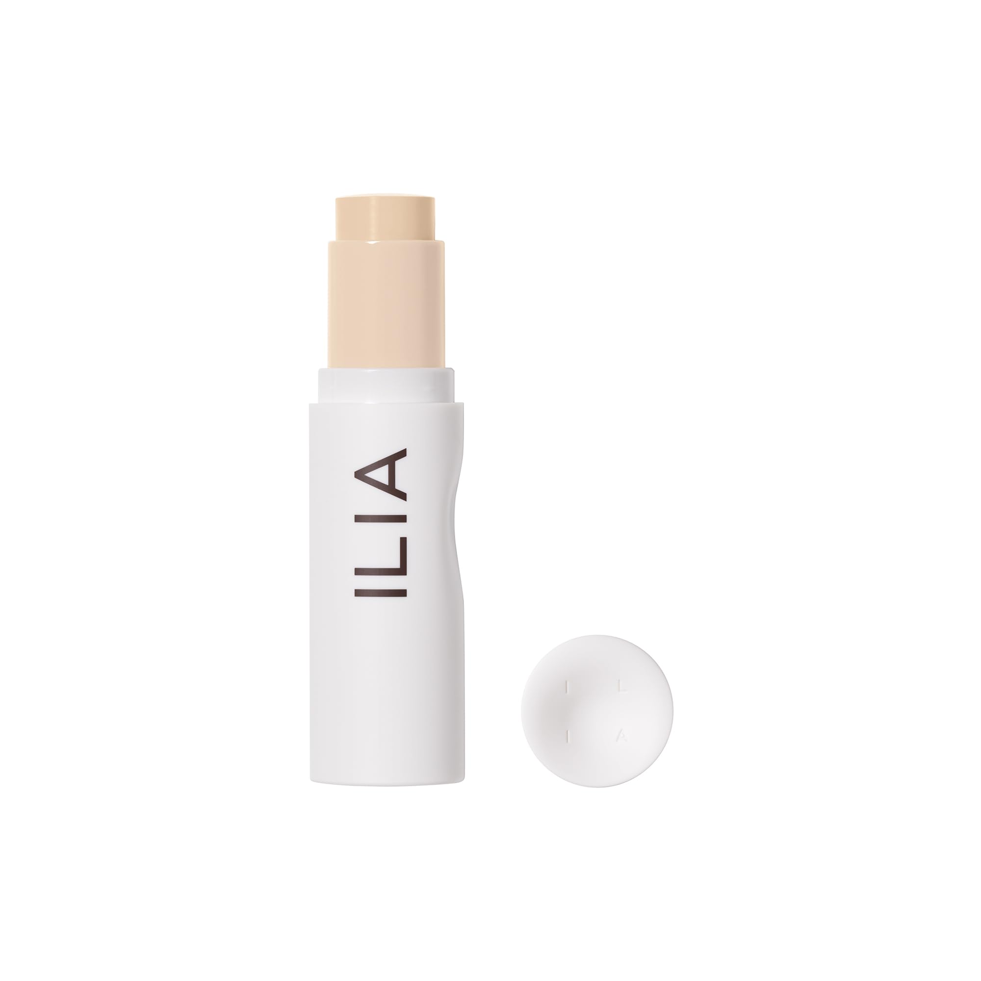 ILIA Skin Rewind Stick en application pour une couvrance naturelle