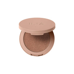 ILIA Sunshift Bronzer texture crème-poudre pour une application fluide