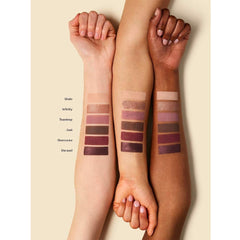 ILIA teintes cool nude mat pour un look naturel.