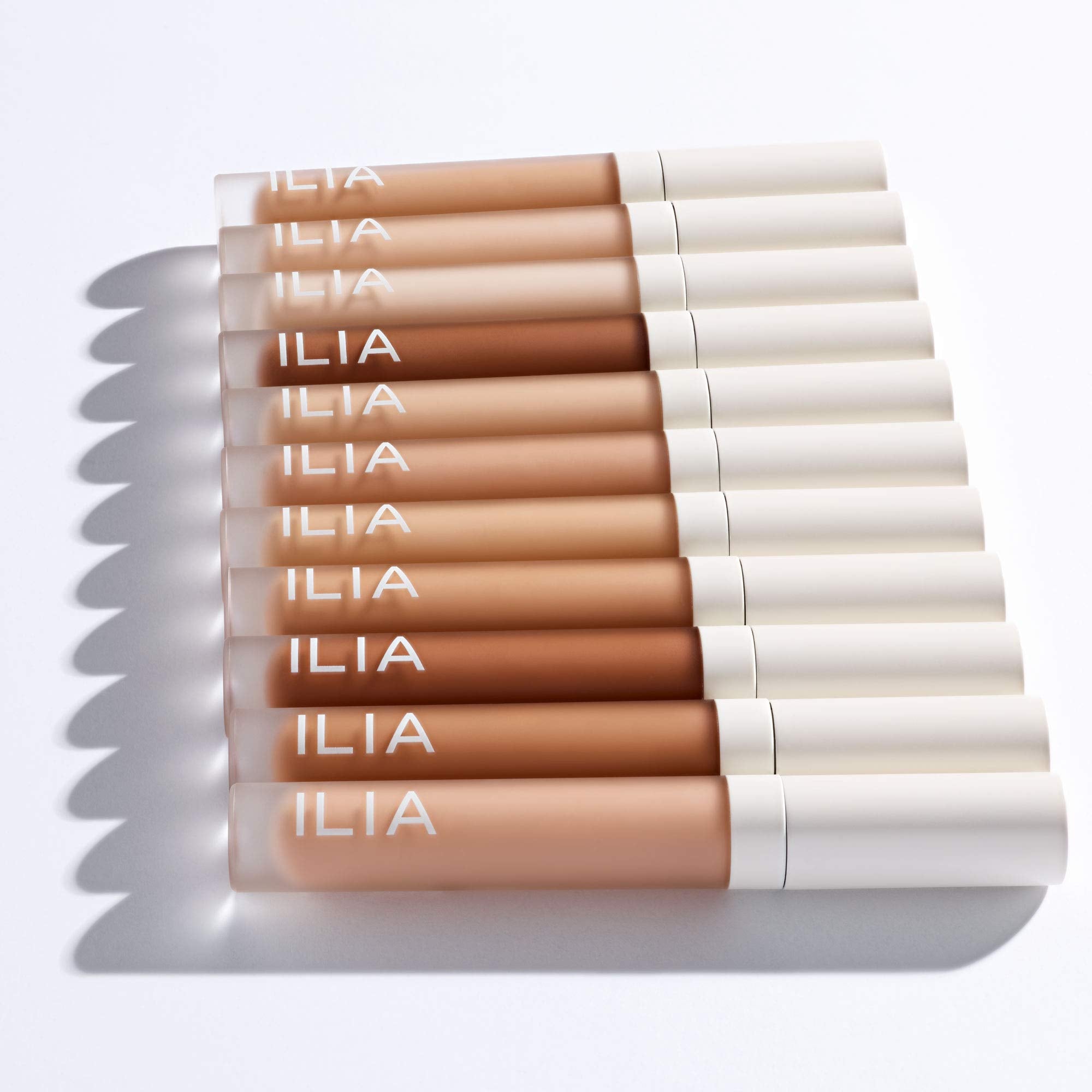 Emballage écologique et pratique, idéal pour une routine beauté responsable.