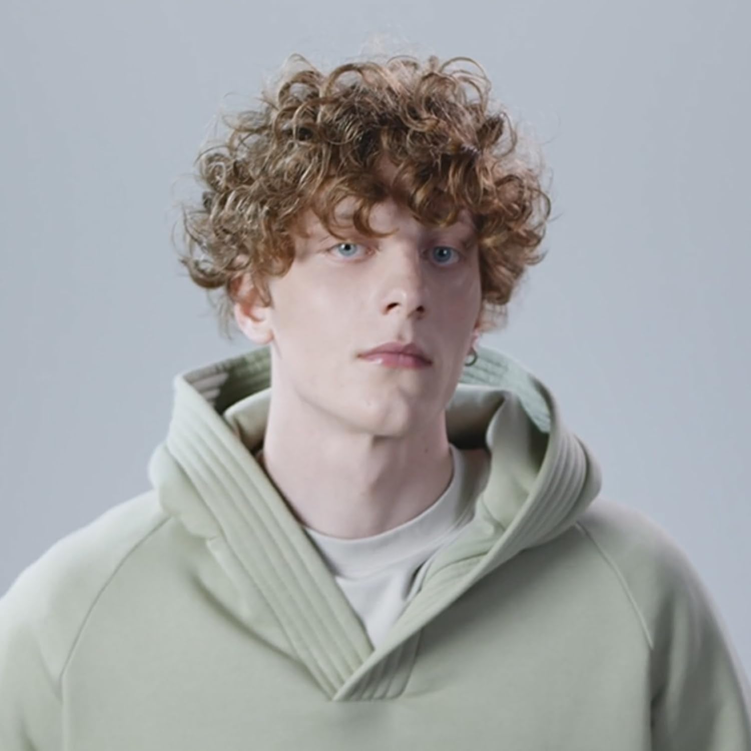 Immetee Poudre Volume Cheveux: ingrédients végétaliens respectueux du cuir chevelu.