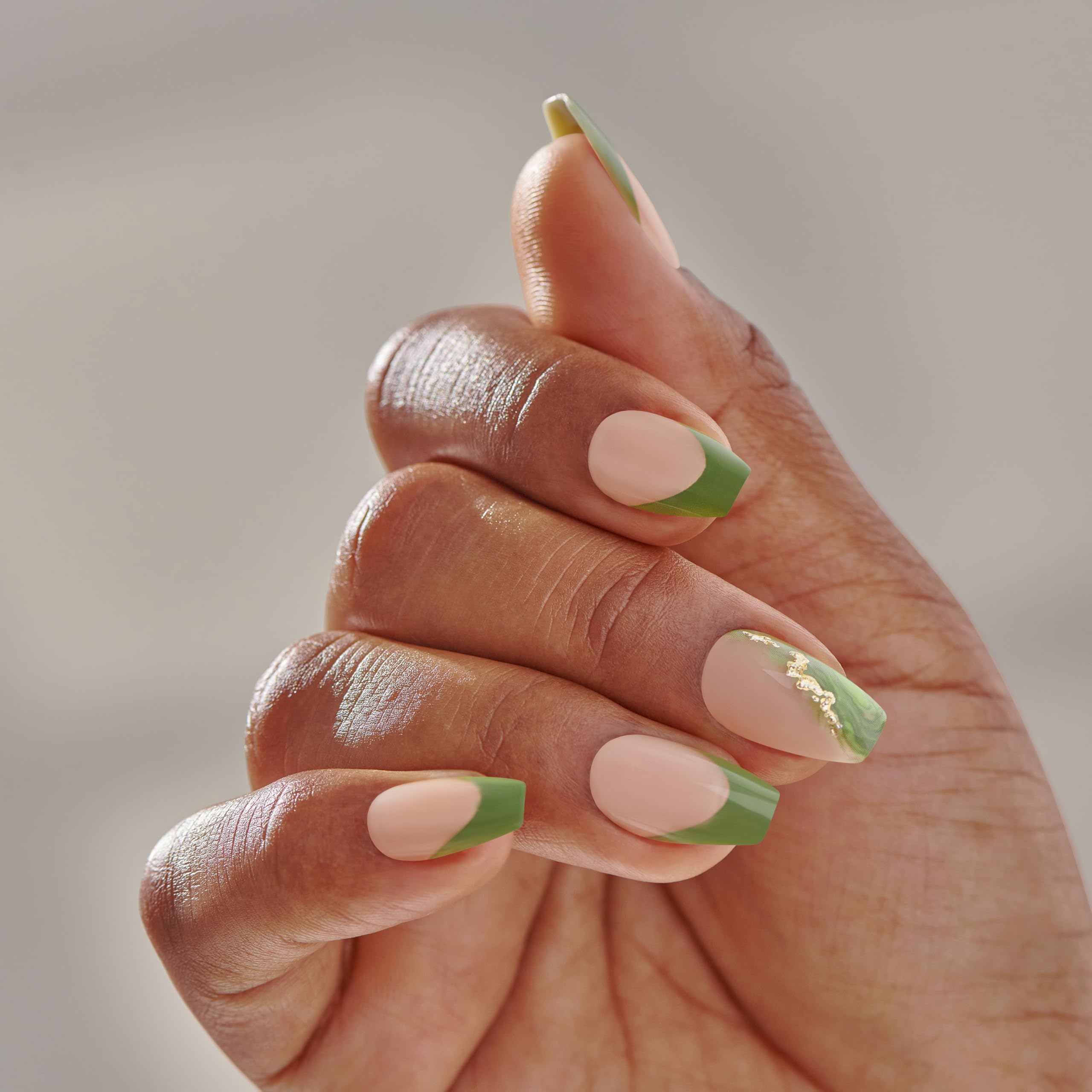 Application rapide et simple avec imPRESS No Glue Mani.