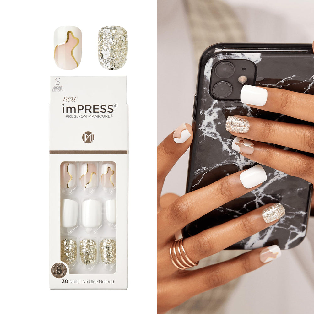 imPRESS Astound blanc court squoval, pose rapide sans colle et fini naturel.