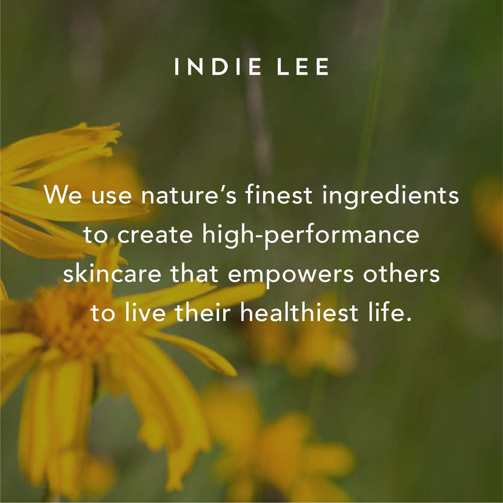 Indie Lee Botanical Boosting Oil, idéale pour l’application quotidienne du visage.