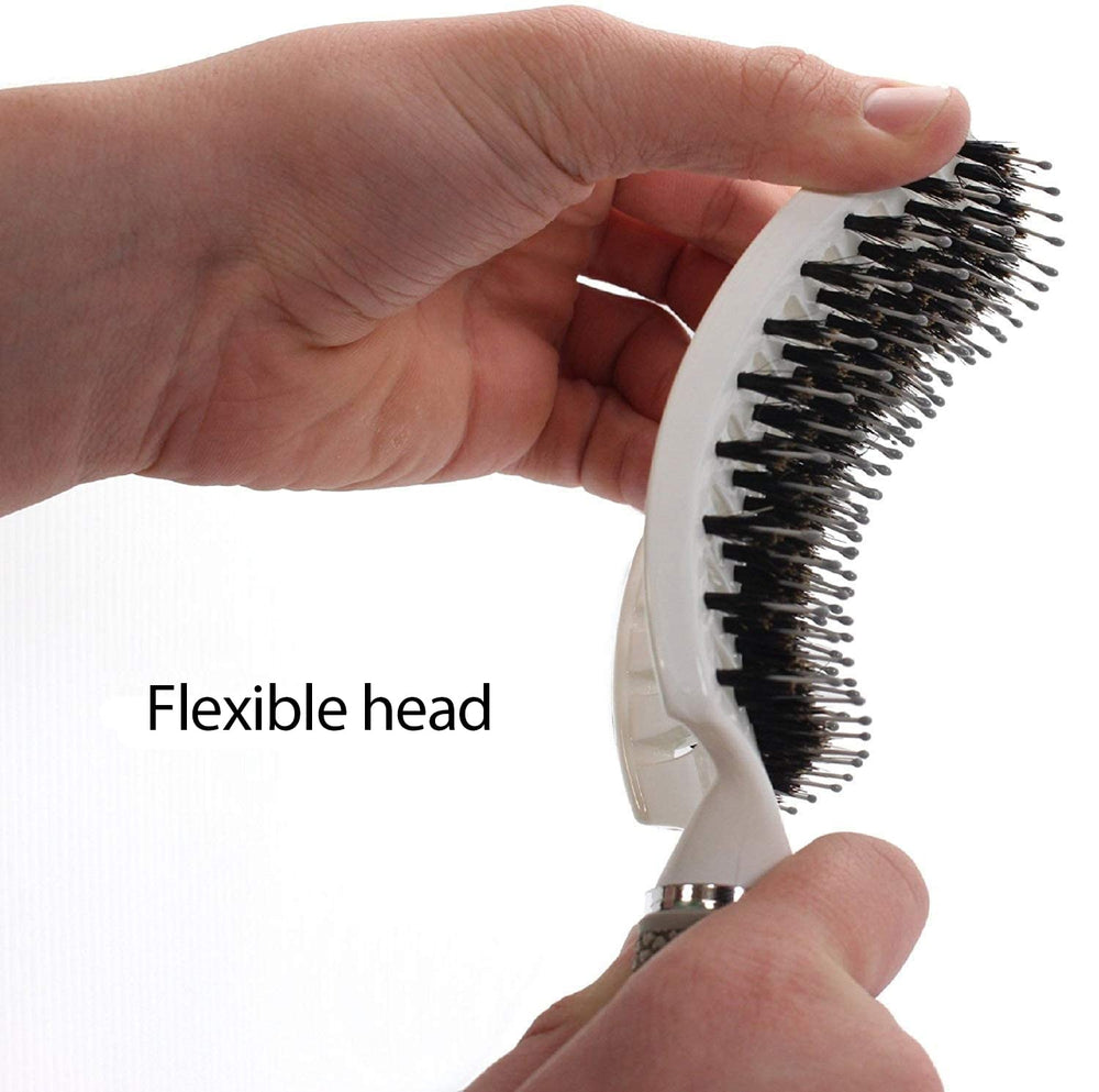 Brosse Ineffable Care ventilée facilite le séchage au sèche-cheveux.