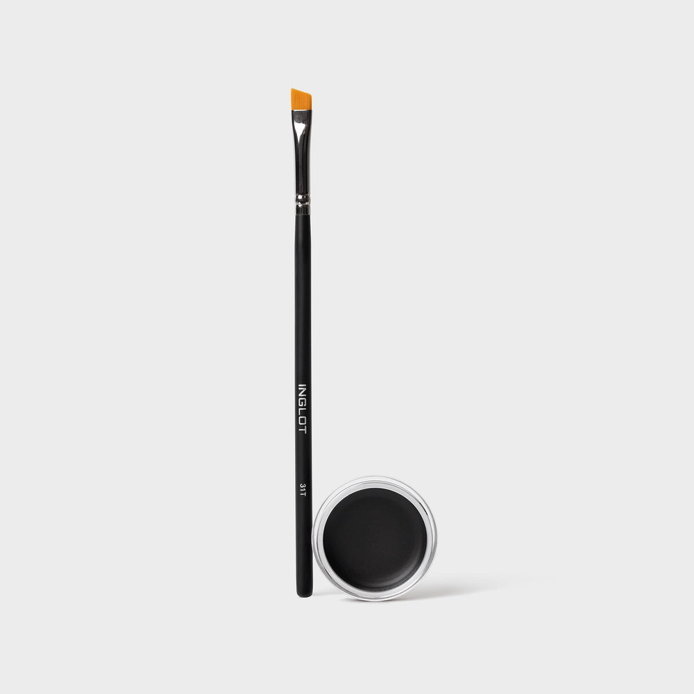 Capacité 0,19 oz du Crayon Gel Yeux Inglot pour voyager.