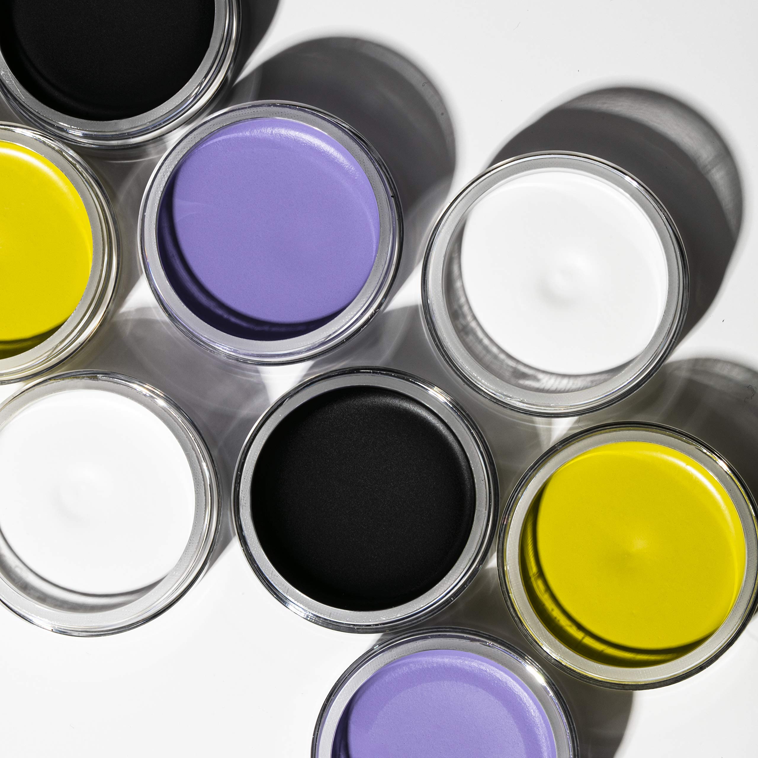 Inglot AMC Gel pour les yeux application fluide.