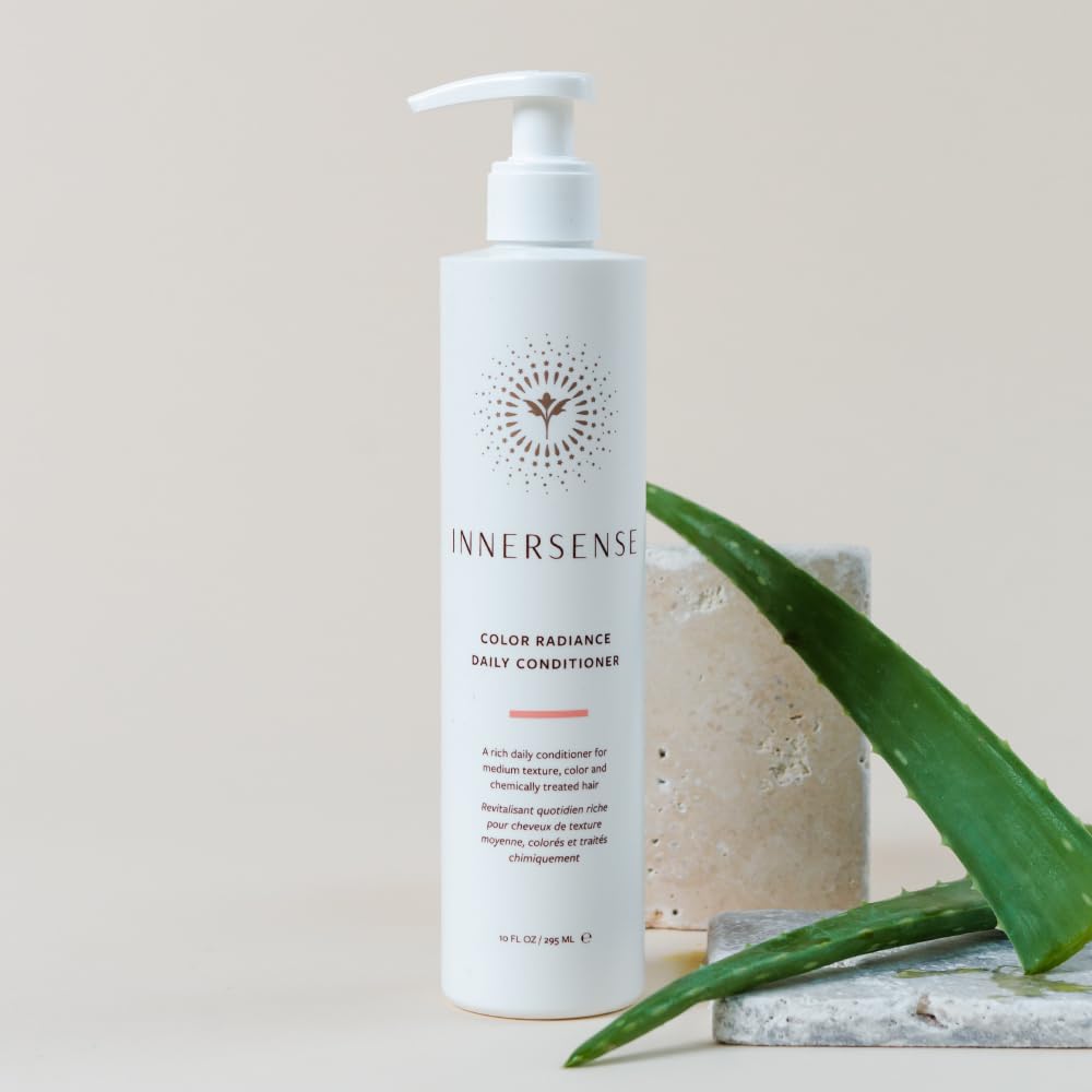 INNERSENSE Conditionneur quotidien – application simple pour cheveux nourris et revitalisés.