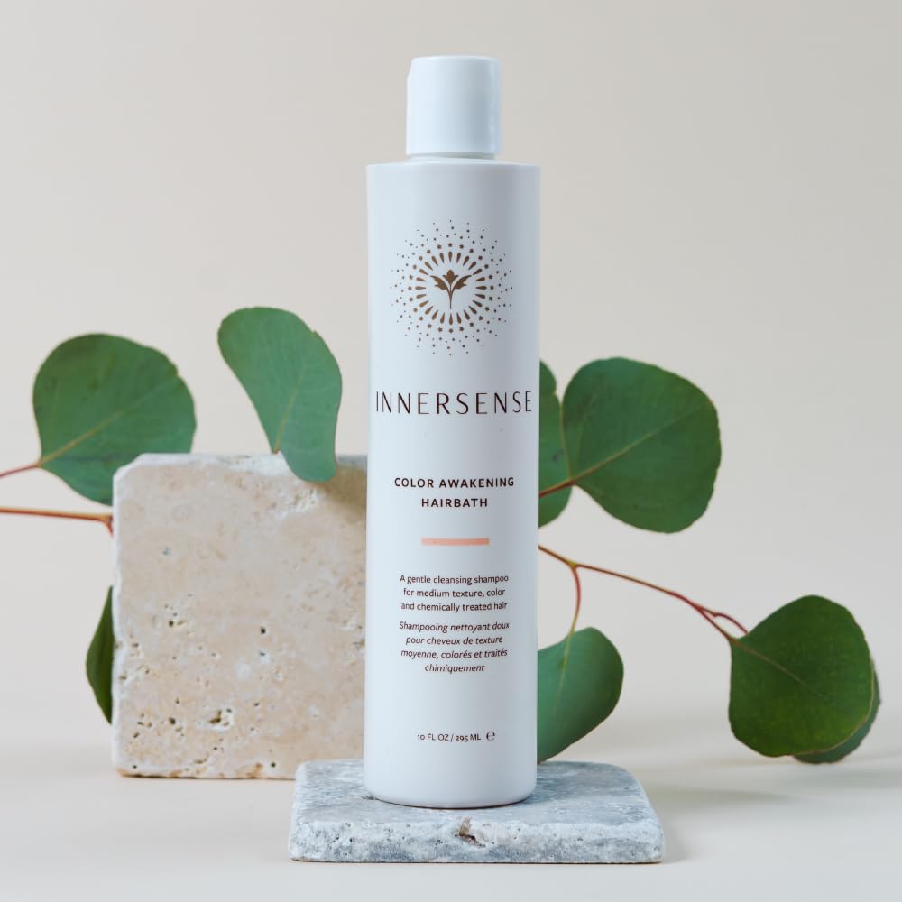 INNERSENSE routine capillaire quotidienne améliore volume et texture des cheveux moyens.