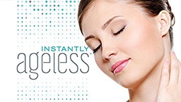 Instantly Ageless lift visuel instantané pour un regard plus lumineux.