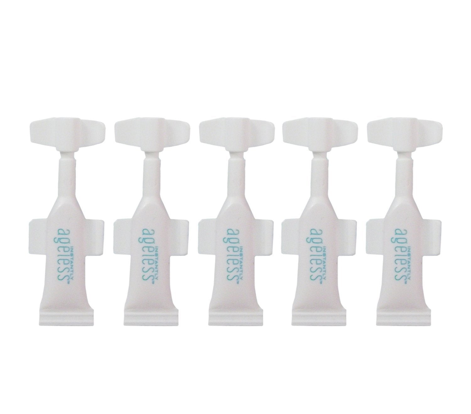Instantly Ageless atténue les poches sous les yeux pour un regard plus frais.