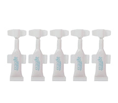 Instantly Ageless atténue les poches sous les yeux pour un regard plus frais.
