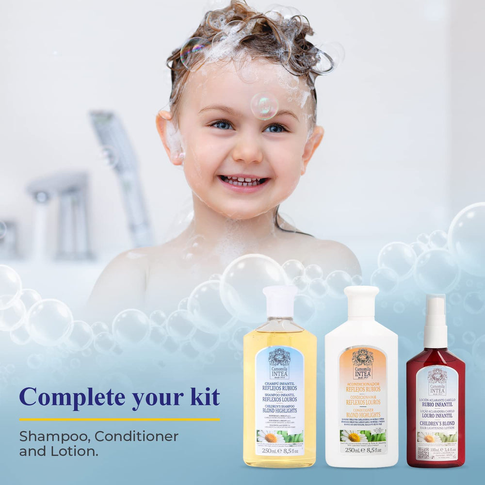 Usage quotidien avec appareil capillaire adapté pour enfants et adultes aux cheveux blonds.