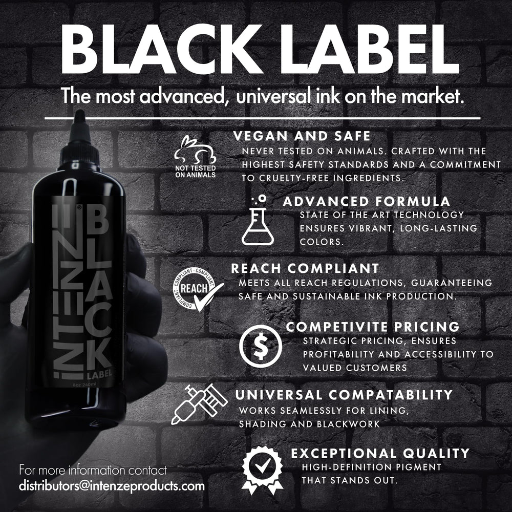 Palette d’échantillons de pigments Intenze Black Label pour choix de couleur.