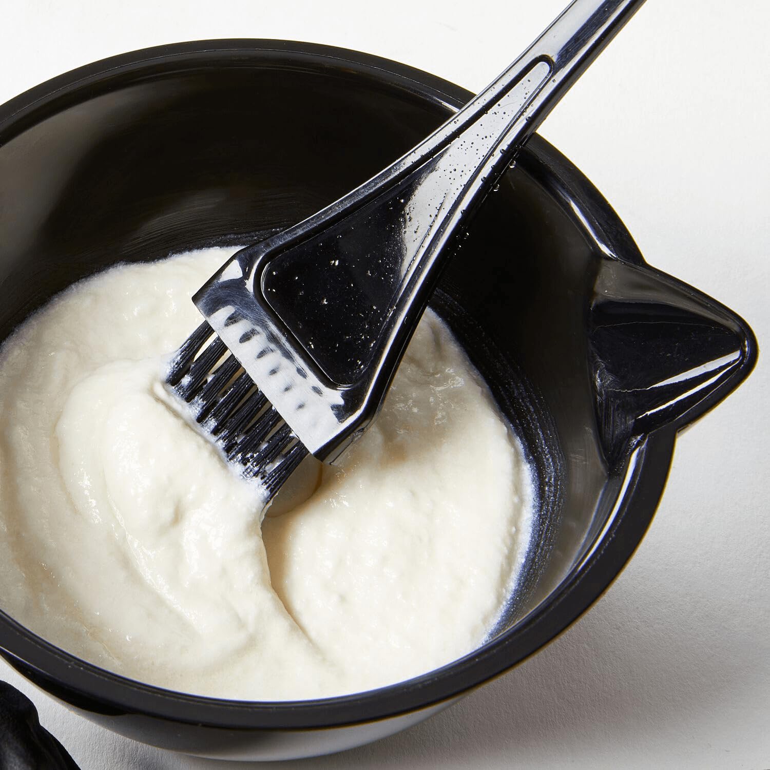 Ion Bright White Creme Lightener balayage application swatch for blended lift.