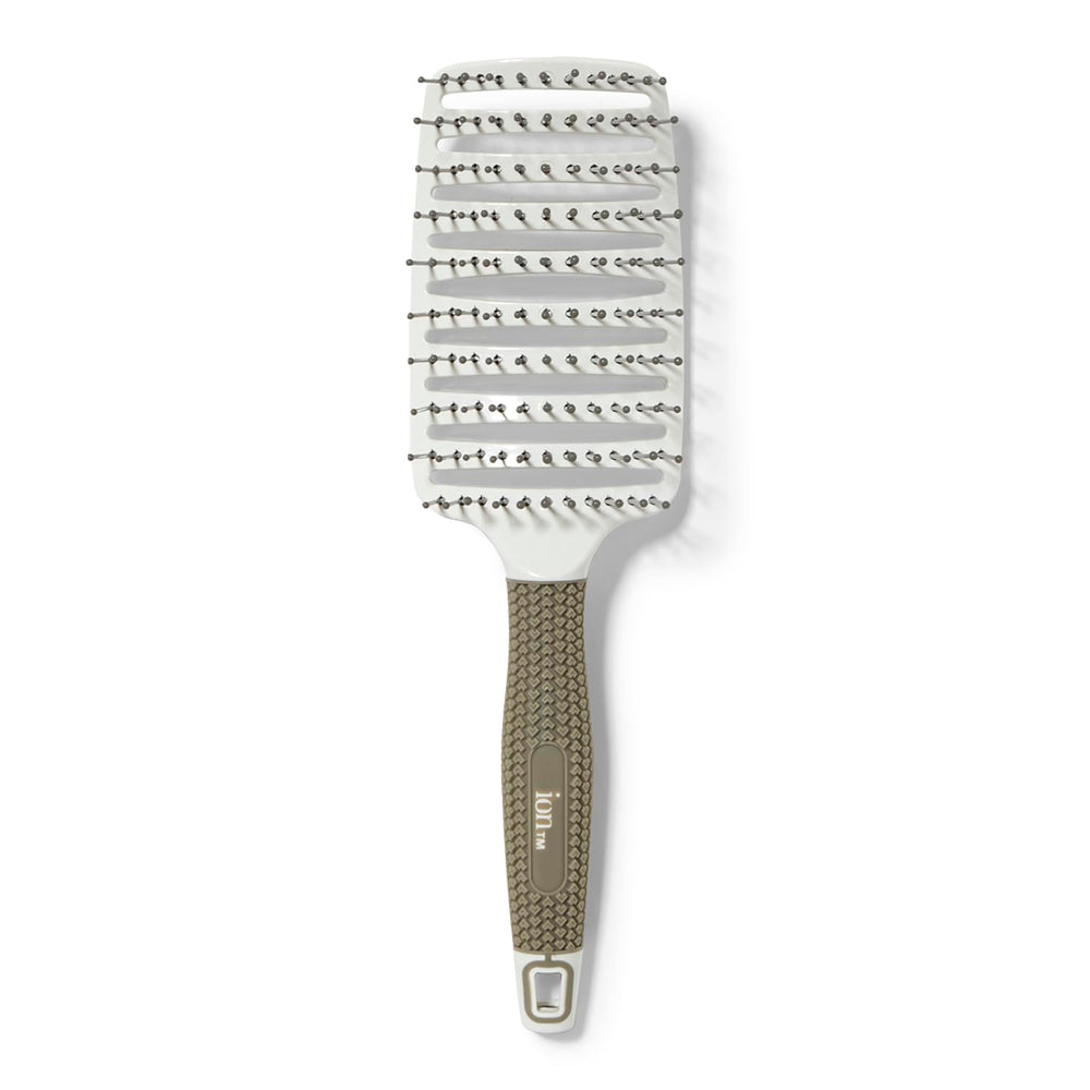 Brosse Ion Blowout ventilateur pour un séchage plus rapide et un fini lisse.