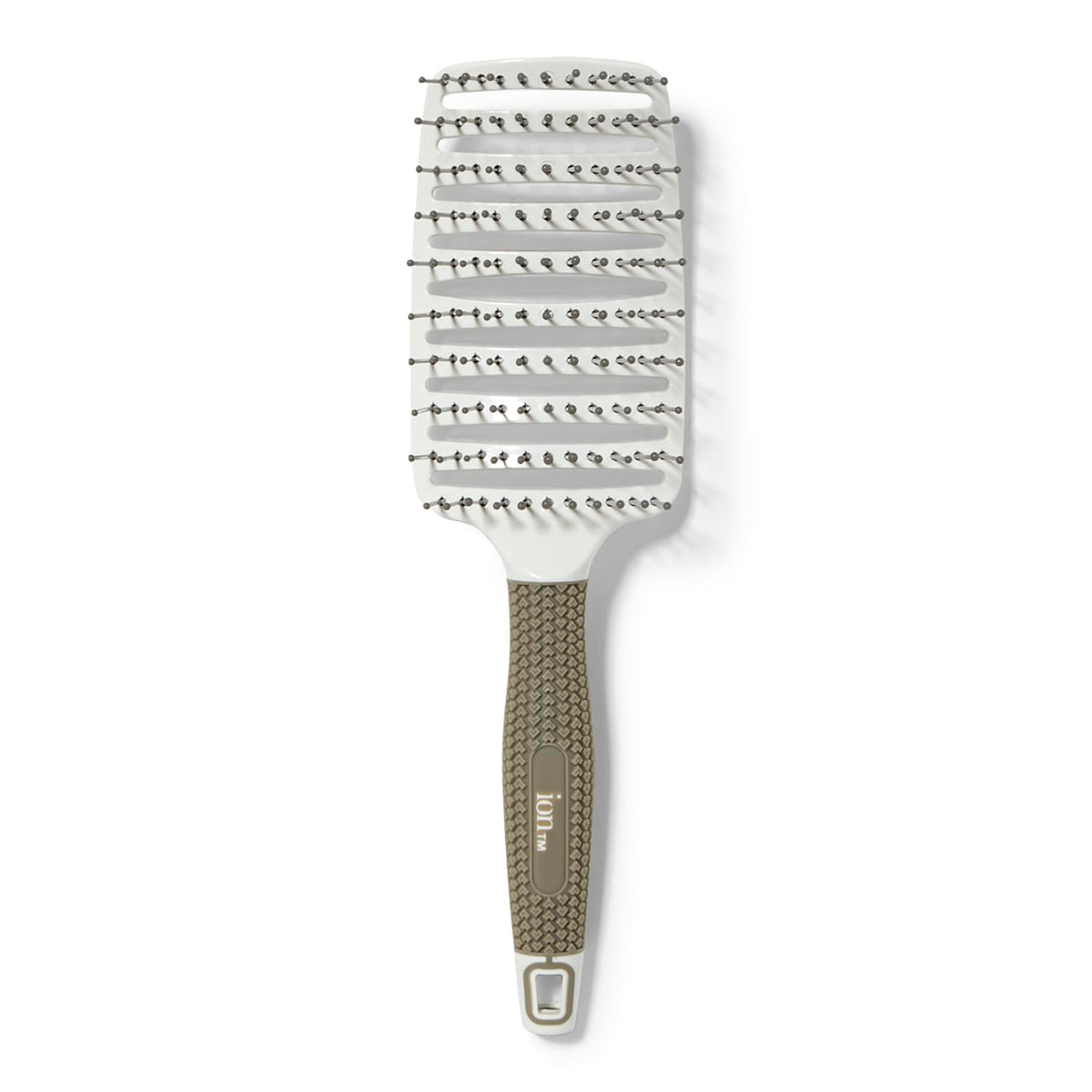 Brosse Ion Blowout ventilateur pour un séchage plus rapide et un fini lisse.