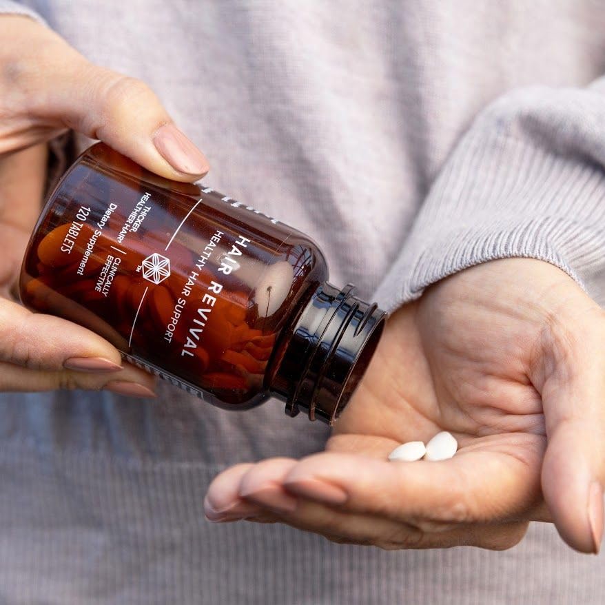 Isagenix Hair Revival prêle nourit le cuir chevelu et les cheveux