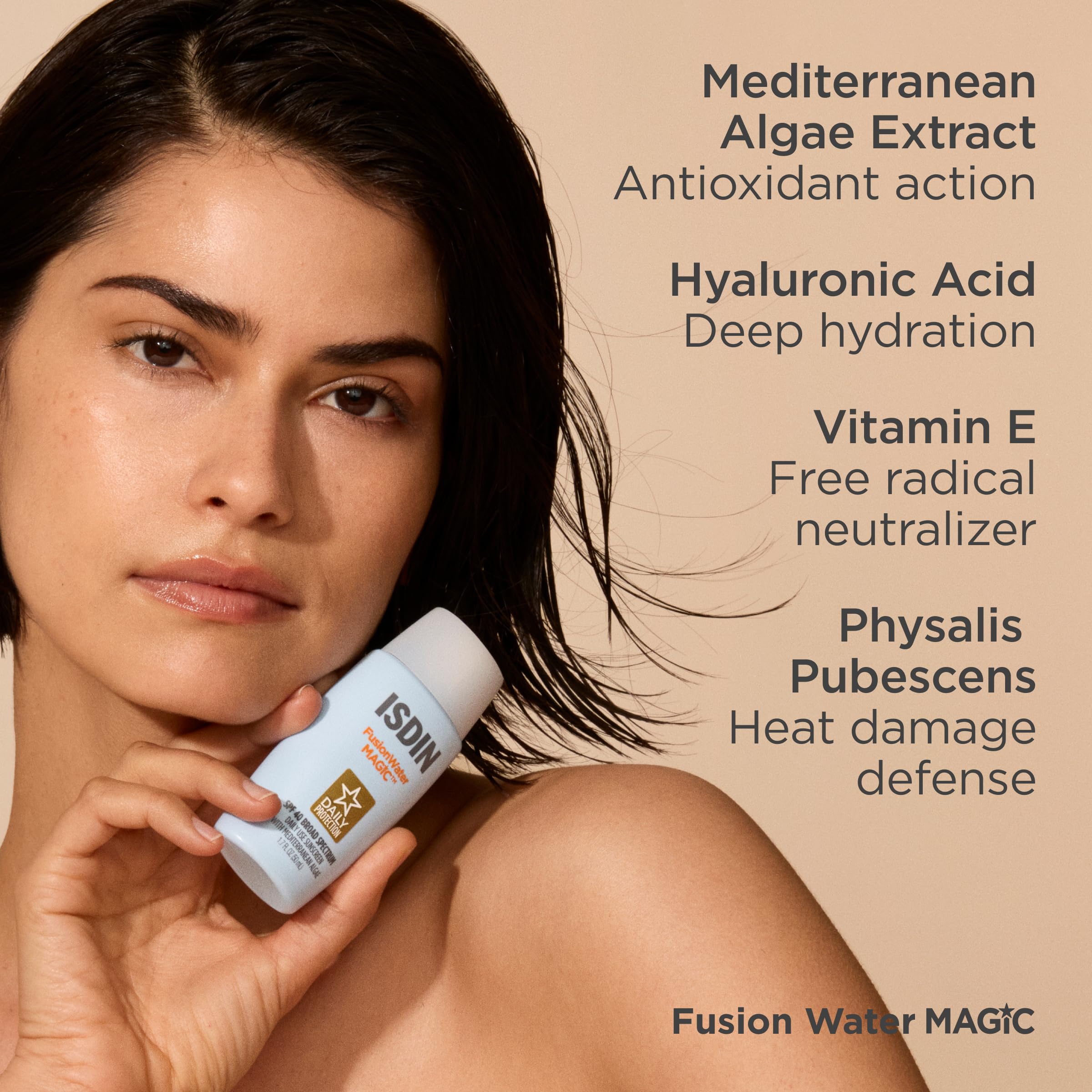 ISDIN Fusion Water MAGIC, extrait d'algues méditerranéennes pour hydratation.