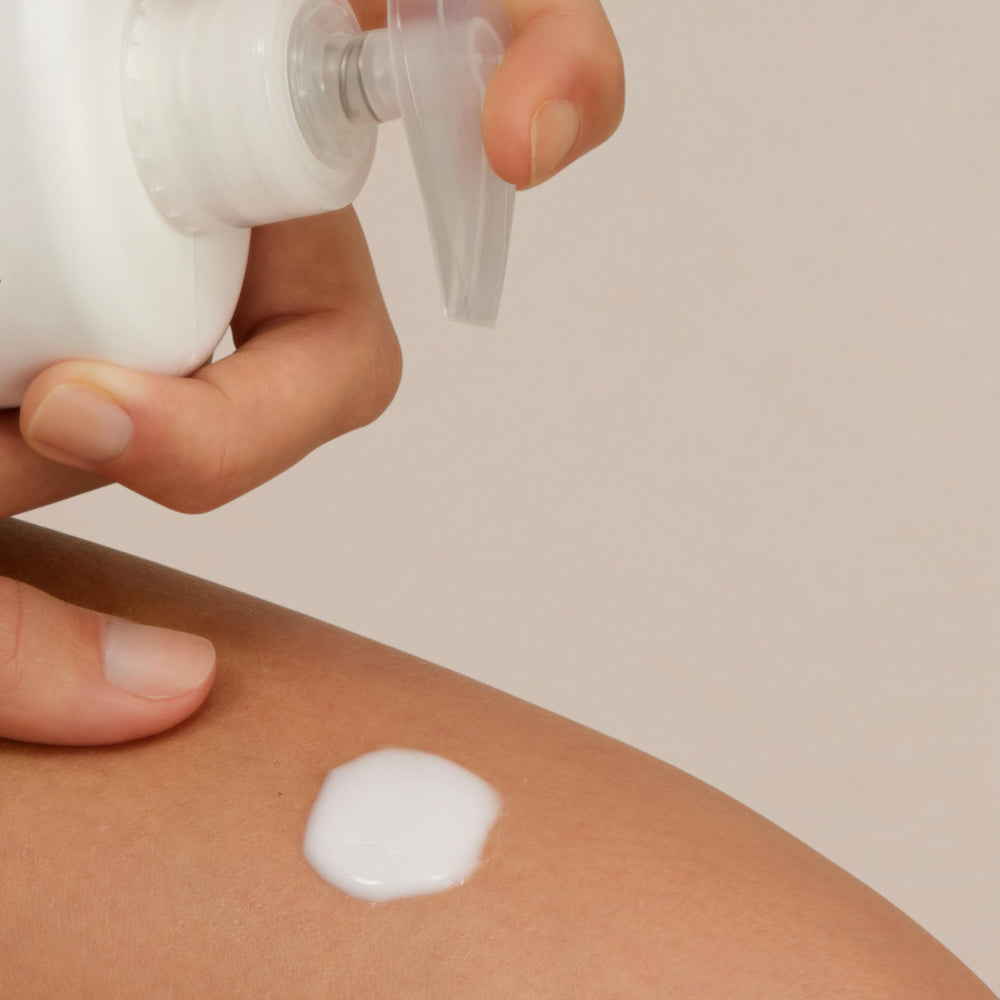 Uradin ISDIN: texture légère qui s'absorbe rapidement sans gras.
