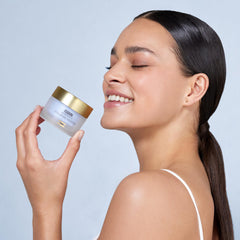 Texture légère Isdinceutics Hyaluronic Moisture pénètre rapidement.