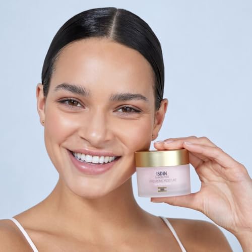 ISDIN Isdinceutics Hyaluronic Moisture, flacon-pompe pratique, apaise les rougeurs et hydrate.